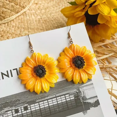 Vintage Acrylic Sunflower Dangle Earrings